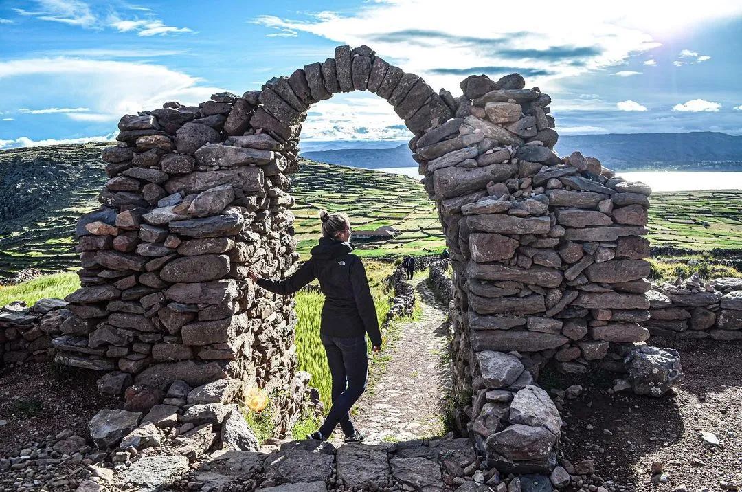Tour en Groupe aux Uros, Taquile et Amantani 2J/1N - EXCURSION À L'ÎLE D'AMANTANI