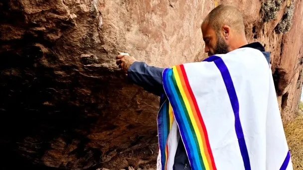 Tour a Aramu Muru con guía místico y ofrenda a la Pachamama - Tour al portal de Aramu Muru