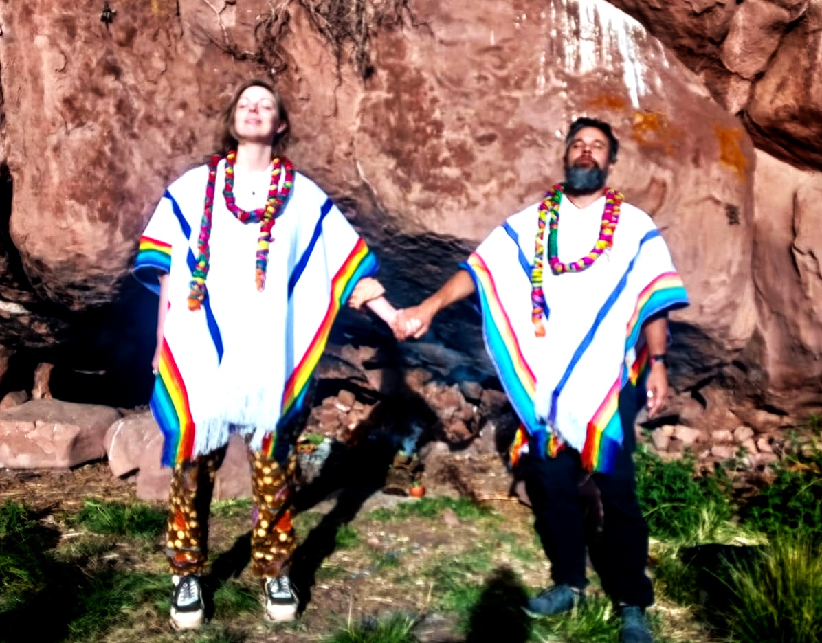 Tour a Aramu Muru con guía místico y ofrenda a la Pachamama - Tour al portal de Aramu Muru