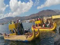 Private tour to the Floating Islands of Uros - Imagen 1