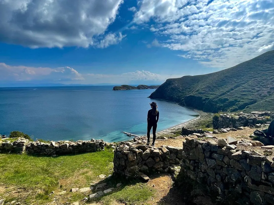 Sun island guided visit from Puno in 1 day - Full day tour to Sun Island from Puno