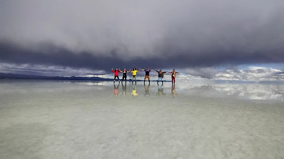 Tour a Salar de Uyuni 1D - Servicio compartido.  - Tour al salar de Uyuni compartidos a Uyuni 3d2n, 1d, 2d1n