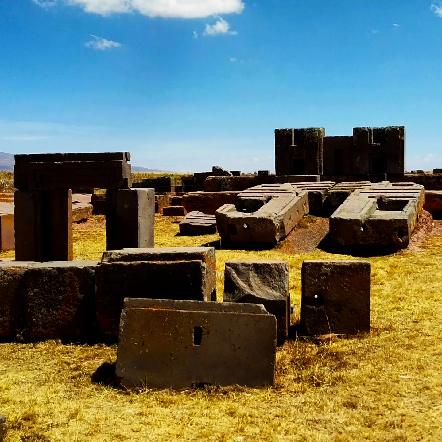 Tour desde Puno hasta Tiahuanaco en servicio Económico en 1 Día - Tour a Tiahuanaco y Puma Punku